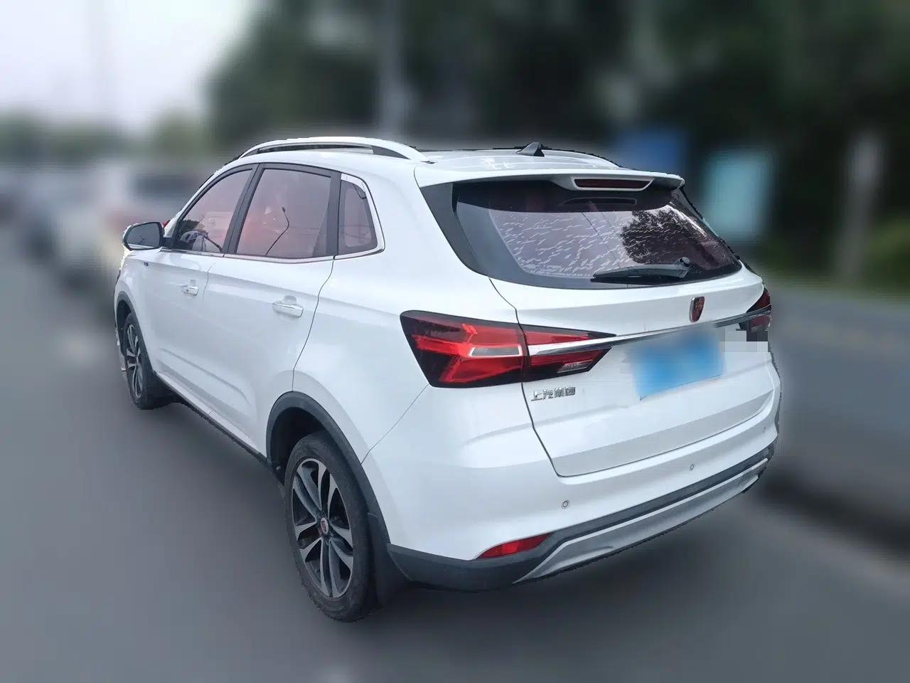 Roewe RX3 2018 1.6L CVT Internet Smart Edition — миниатюра 4