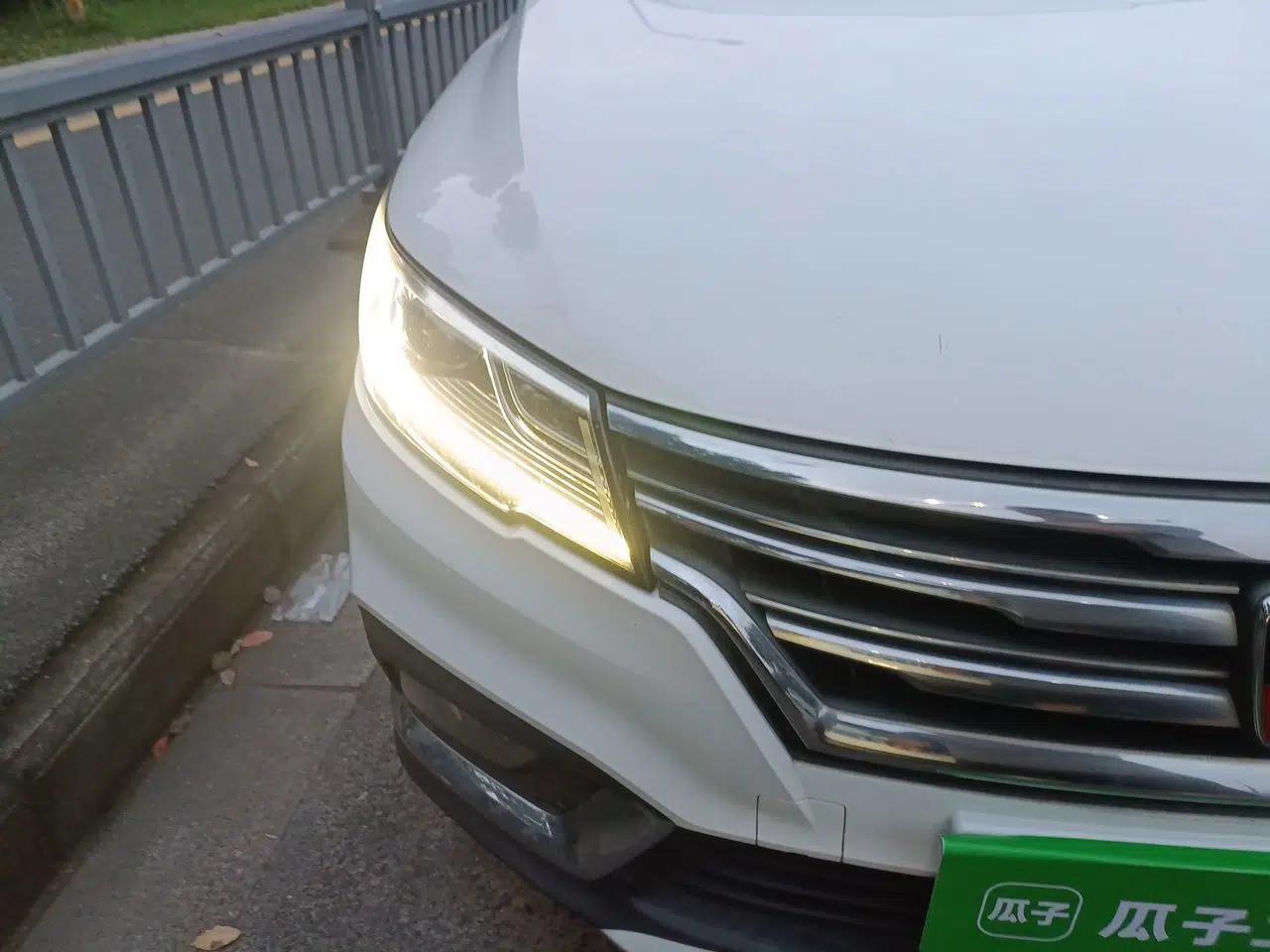 Roewe RX3 2018 1.6L CVT Internet Smart Edition — миниатюра 7