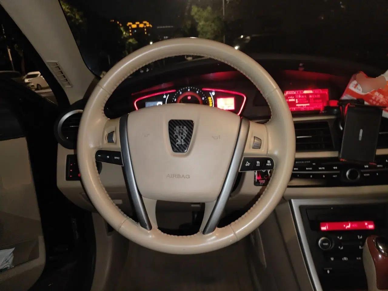 Roewe 550 2013 Classic Edition 550 1.8L Automatic Luxury Model — миниатюра 10