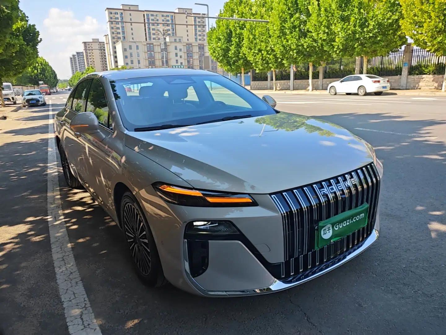 Roewe M7 DMH 2025 Model 160km Premium Version — миниатюра 3