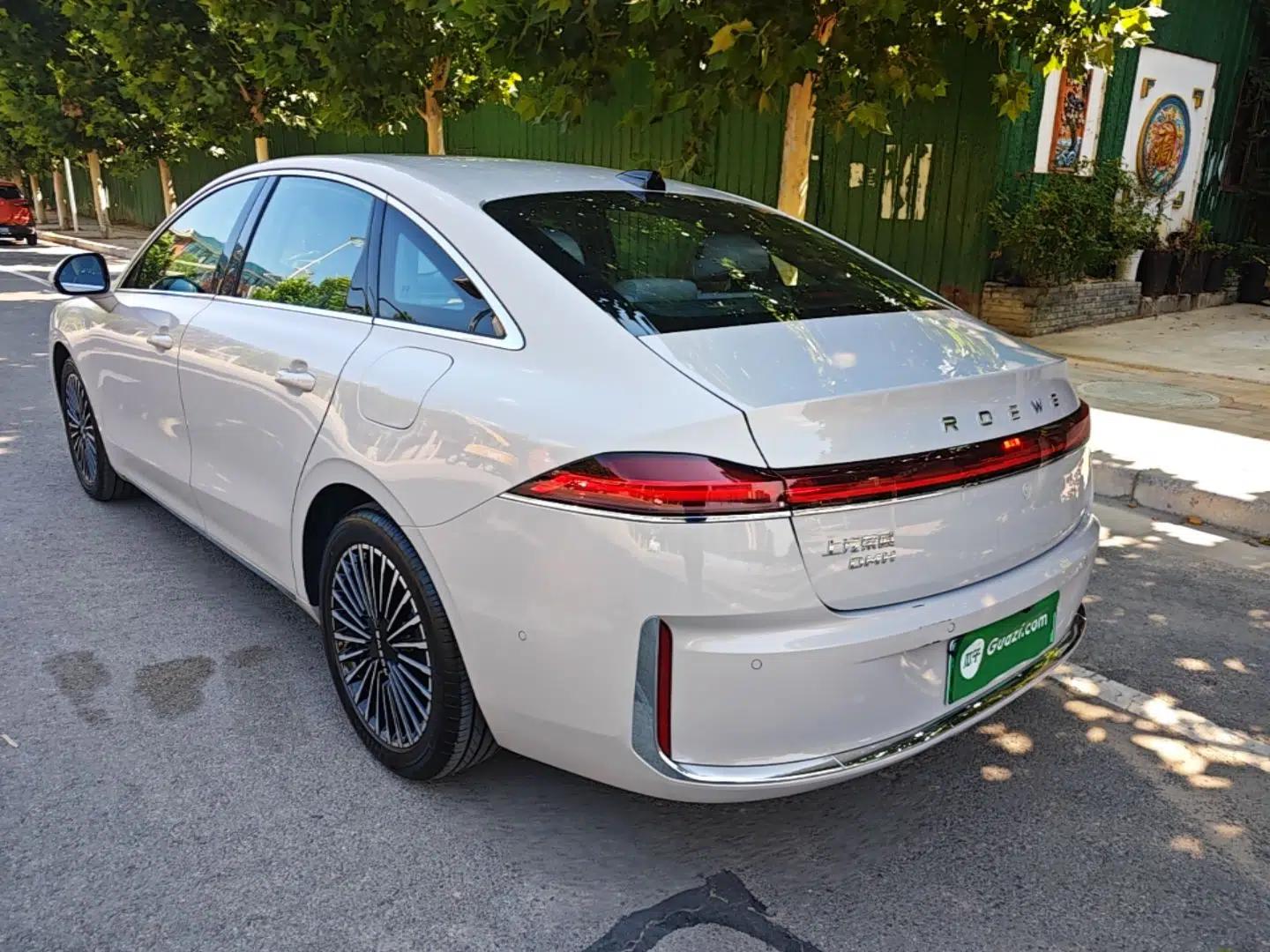 Roewe M7 DMH 2025 Model 160km Premium Version — миниатюра 4