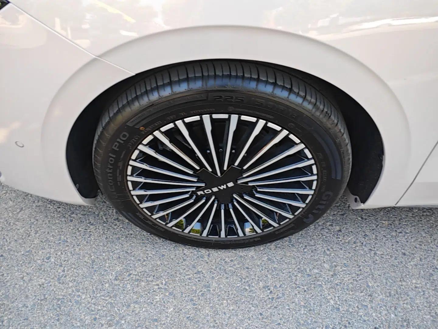 Roewe M7 DMH 2025 Model 160km Premium Version — миниатюра 10