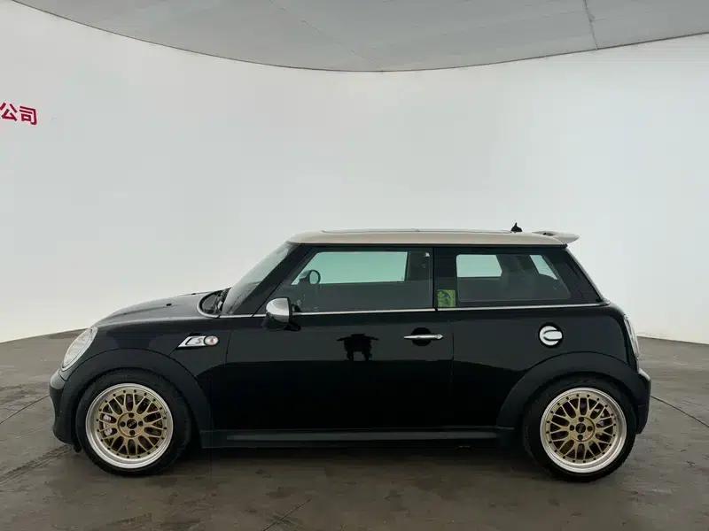 2011 MINI 1.6T COOPER S — миниатюра 3