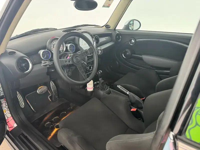 2011 MINI 1.6T COOPER S — миниатюра 10