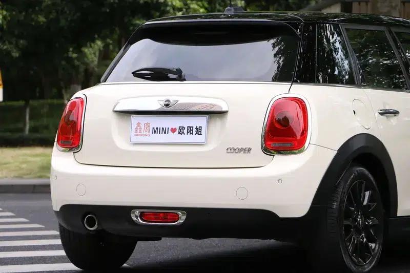 2016 MINI 1.5T COOPER 5-door version — миниатюра 11