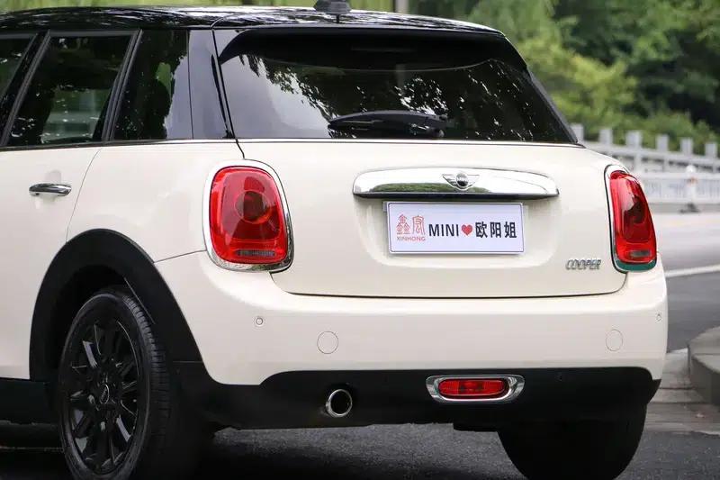 2016 MINI 1.5T COOPER 5-door version — миниатюра 12