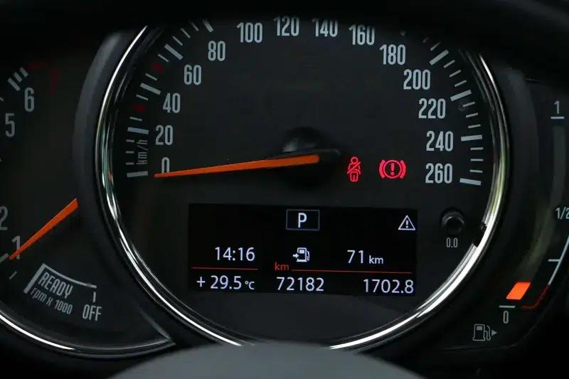 2016 MINI 1.5T COOPER 5-door version — миниатюра 18
