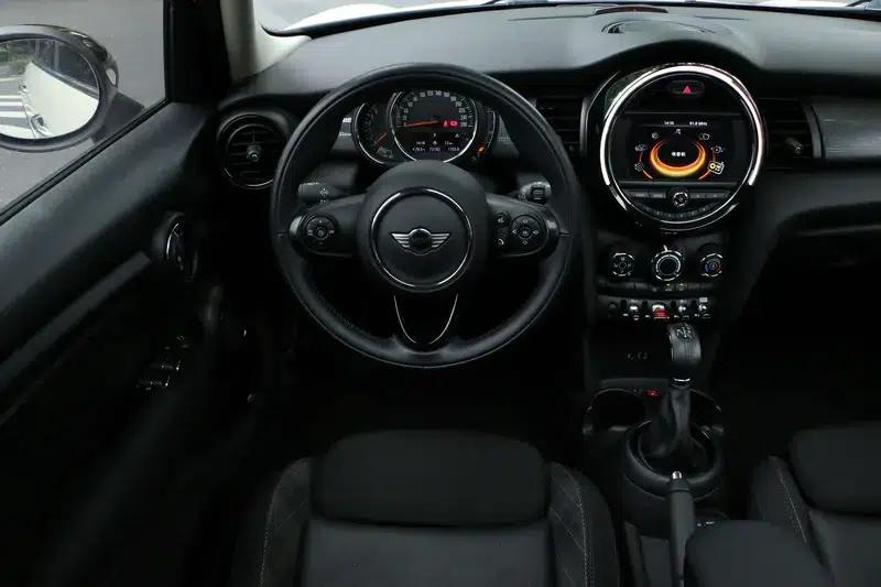 2016 MINI 1.5T COOPER 5-door version — миниатюра 19