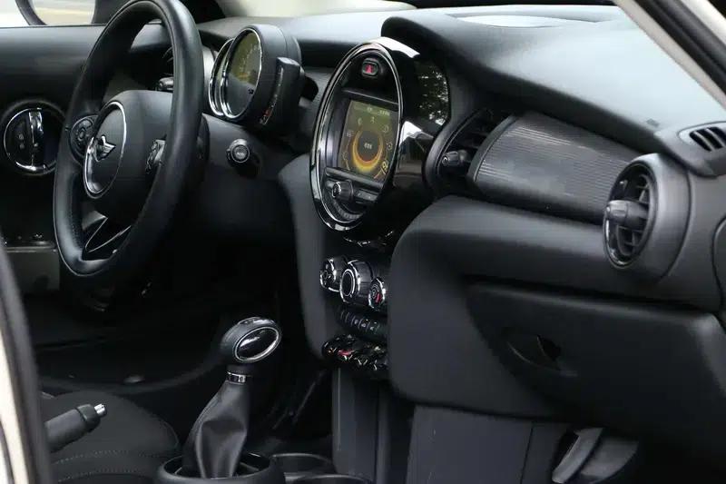 2016 MINI 1.5T COOPER 5-door version — миниатюра 21