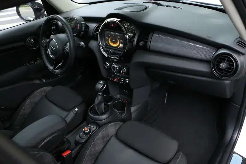 2016 MINI 1.5T COOPER 5-door version — миниатюра 23