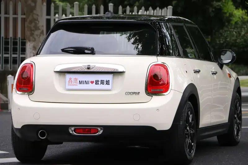 2016 MINI 1.5T COOPER 5-door version — миниатюра 7