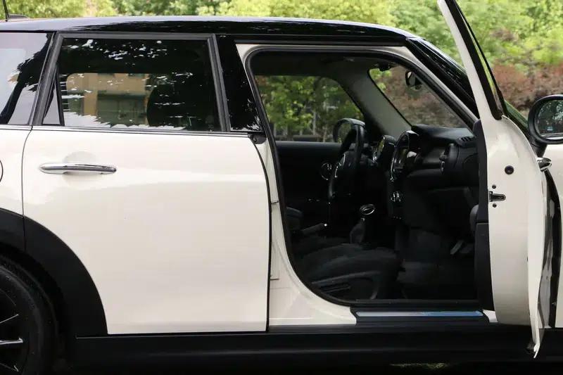 2016 MINI 1.5T COOPER 5-door version — миниатюра 9