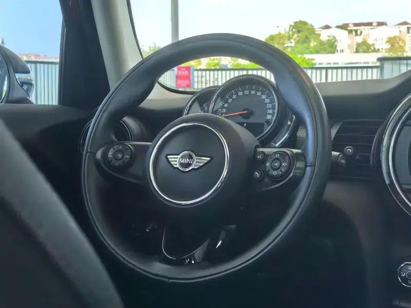 2016 MINI 1.5T COOPER 5-door version — миниатюра 13