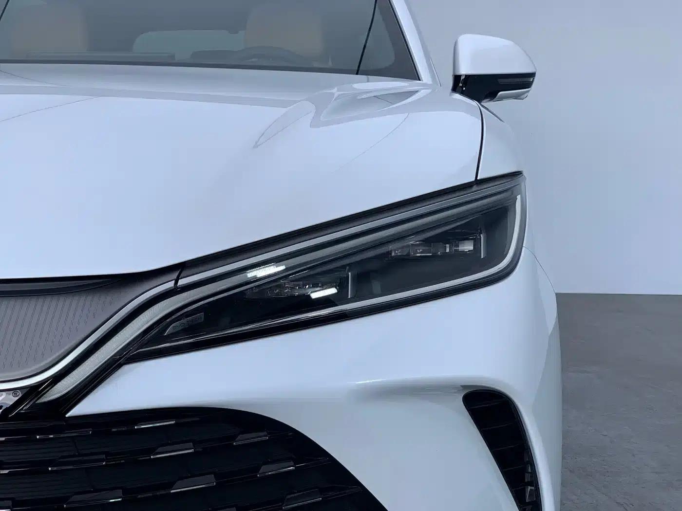 Song L DM-i 2025 Smart Driving Edition 160km/h Superior Model — миниатюра 12