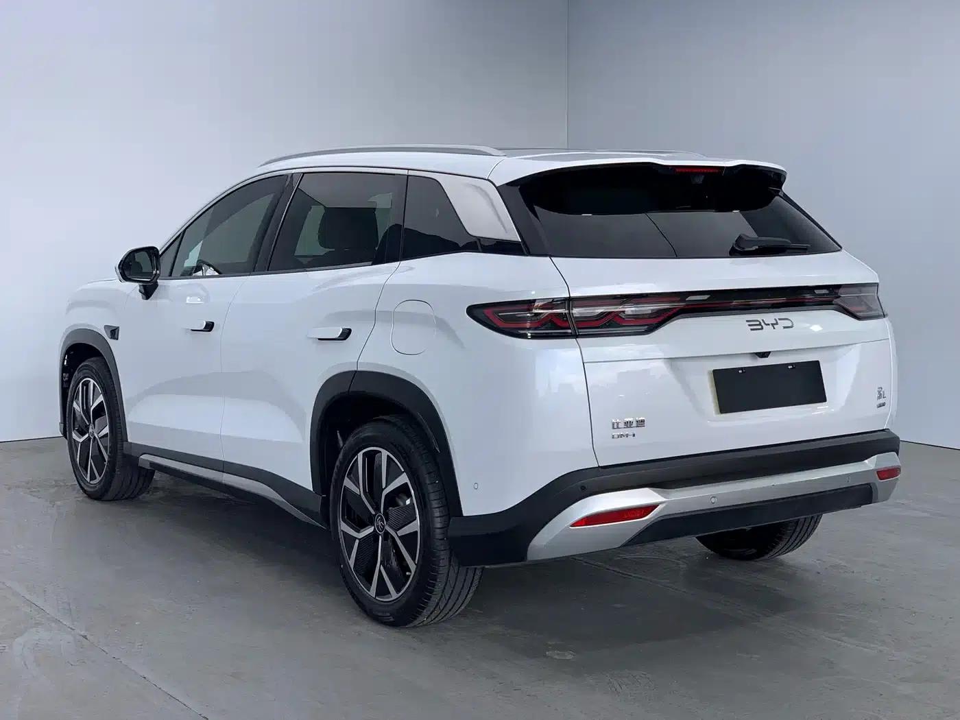 Song L DM-i 2025 Smart Driving Edition 160km/h Superior Model — миниатюра 5