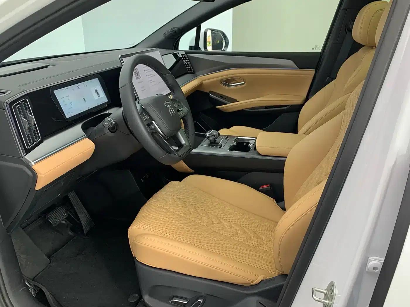 Song L DM-i 2025 Smart Driving Edition 160km/h Superior Model — миниатюра 8
