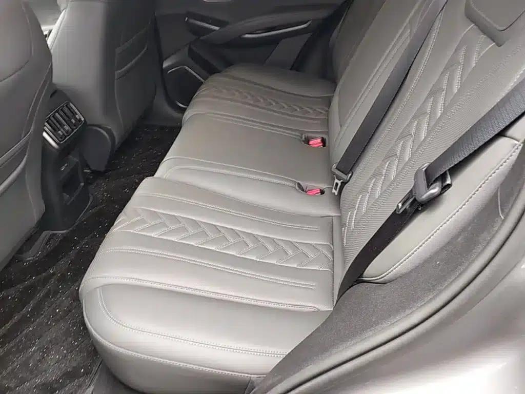 Song L DM-i 2025 Smart Driving Edition 160km/h Superior Model — миниатюра 17