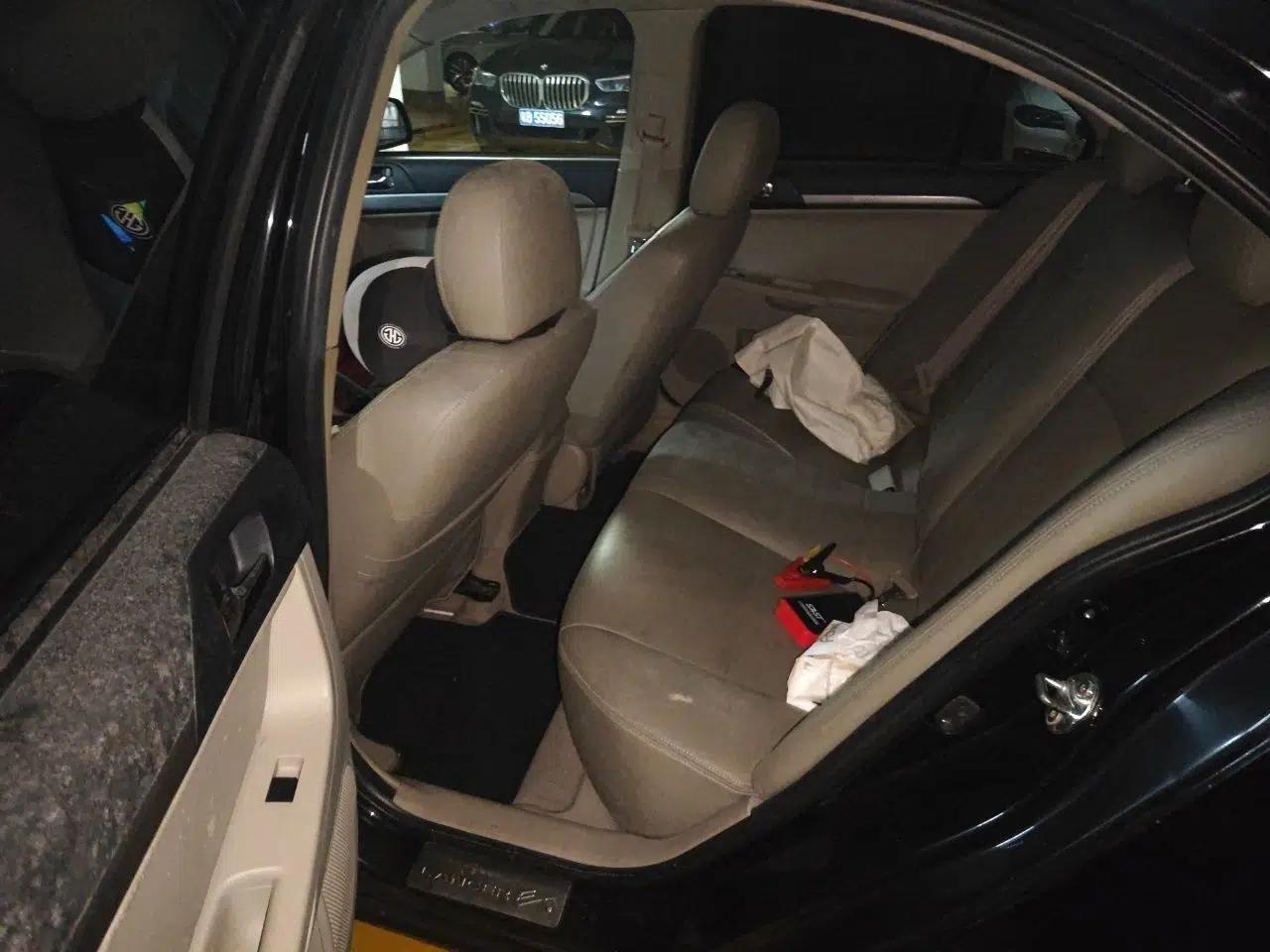 Mitsubishi Lancer EX 2010 Fashion Edition 1.8L Manual Comfort Trim — миниатюра 17