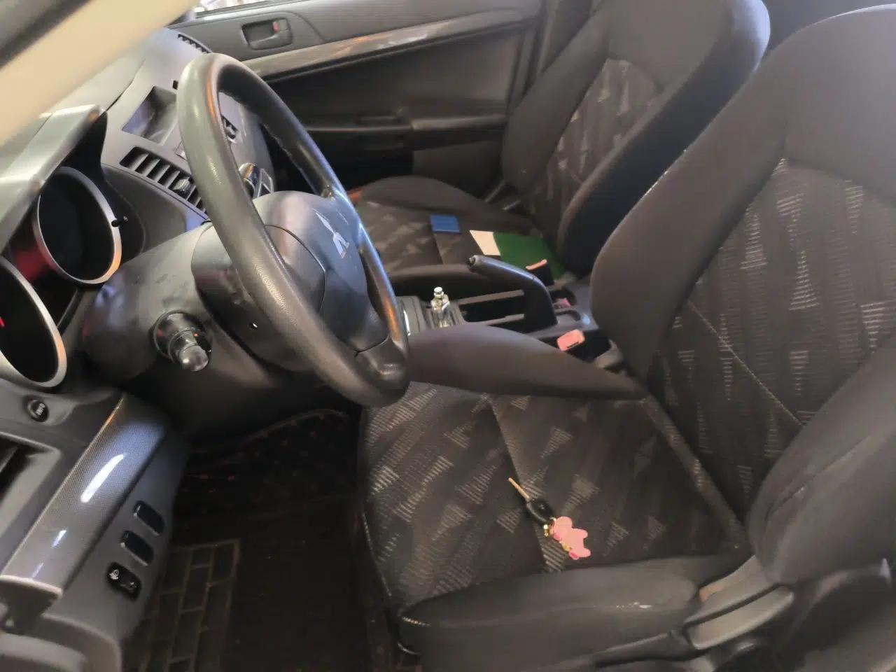 Mitsubishi Lancer EX 2013 Style Edition 1.6L Manual Classic Model — миниатюра 15