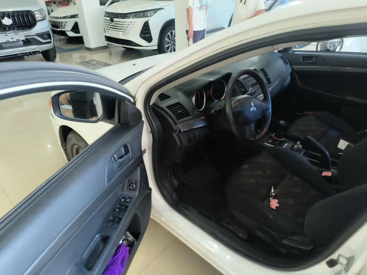 Mitsubishi Lancer EX 2013 Style Edition 1.6L Manual Classic Model — миниатюра 16