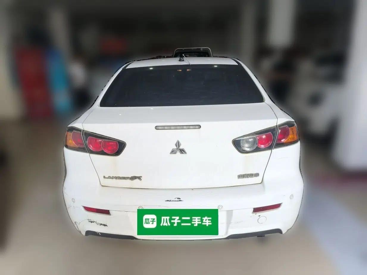 Mitsubishi Lancer EX 2013 Style Edition 1.6L Manual Classic Model — миниатюра 5