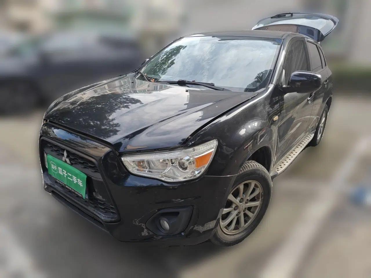Mitsubishi ASX 2013 1.6L Manual Two-Wheel Drive Standard Edition — миниатюра 1