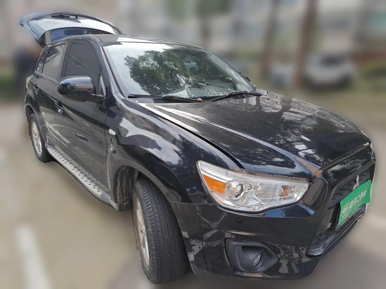 Mitsubishi ASX 2013 1.6L Manual Two-Wheel Drive Standard Edition — миниатюра 3