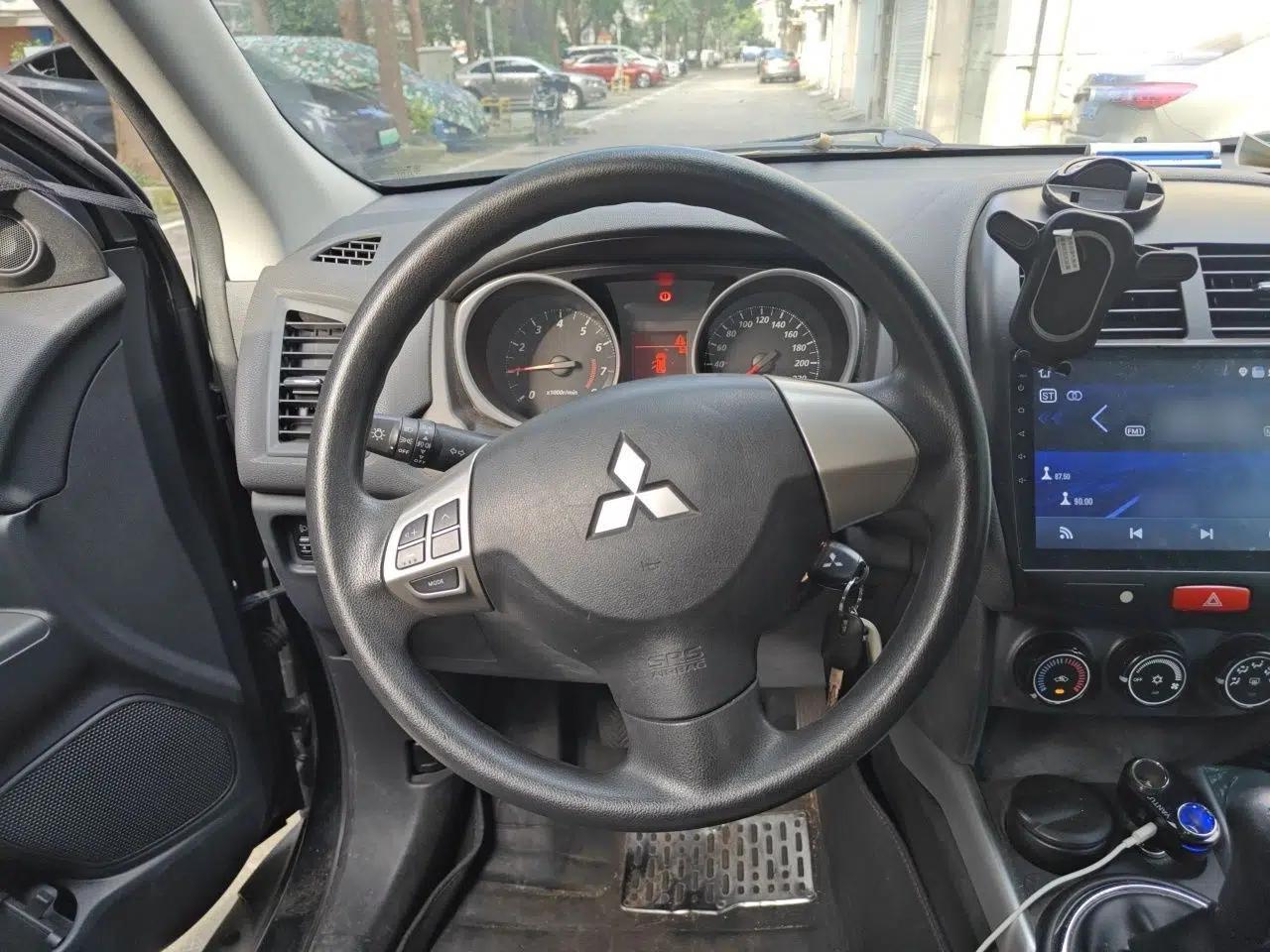 Mitsubishi ASX 2013 1.6L Manual Two-Wheel Drive Standard Edition — миниатюра 9