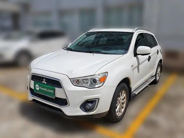 Mitsubishi ASX 2013 2.0L CVT Two-Wheel Drive Luxury Edition