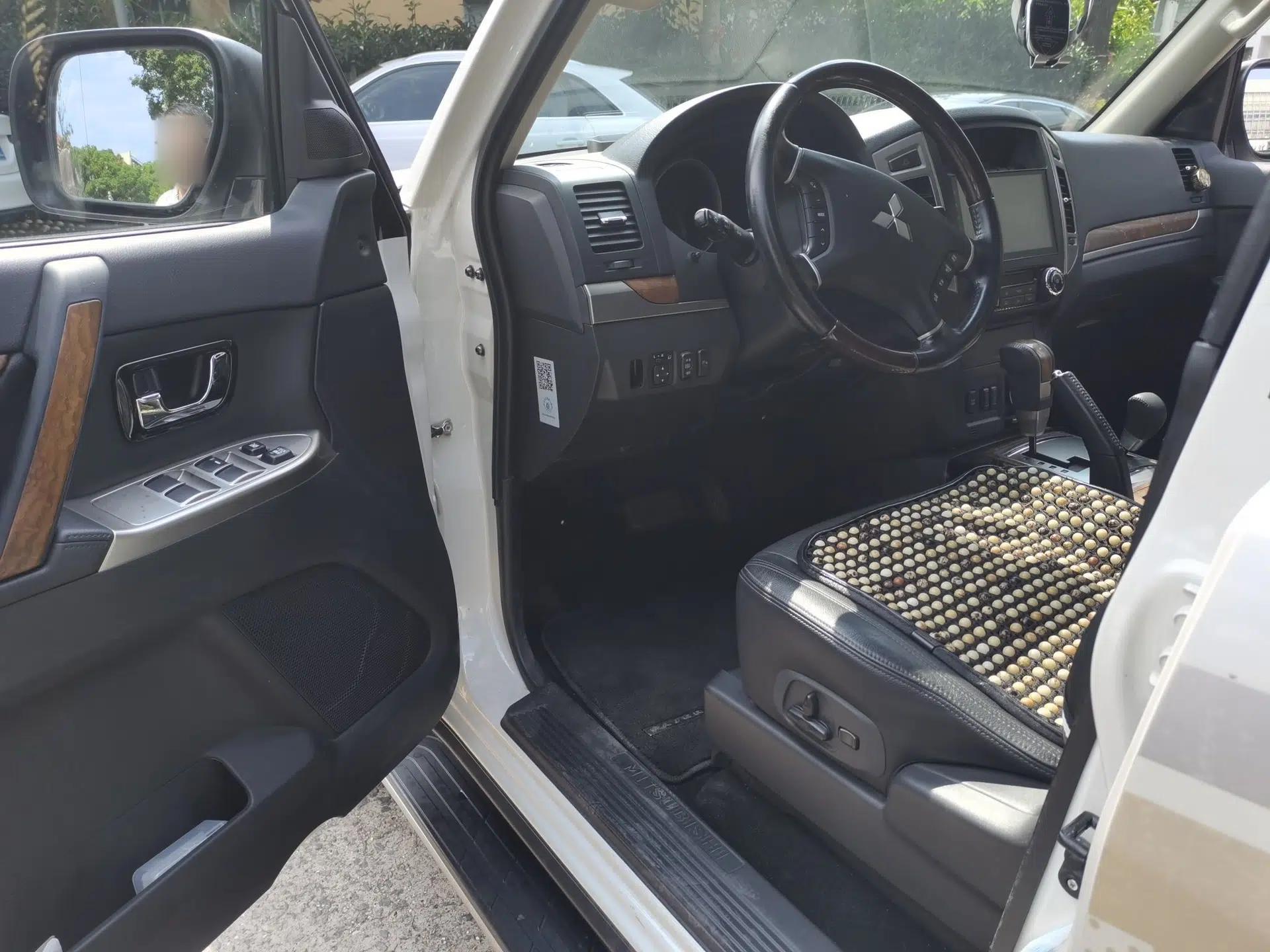 Mitsubishi Pajero 2016 3.0L Automatic Prestige Version China V Standard — миниатюра 16