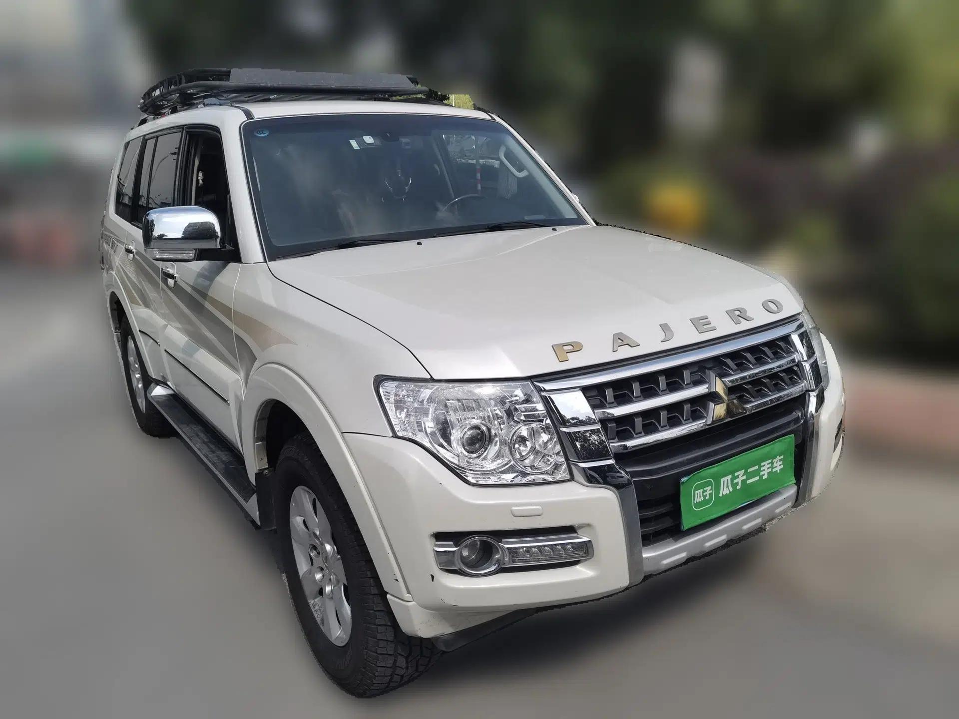 Mitsubishi Pajero 2016 3.0L Automatic Prestige Version China V Standard — миниатюра 3