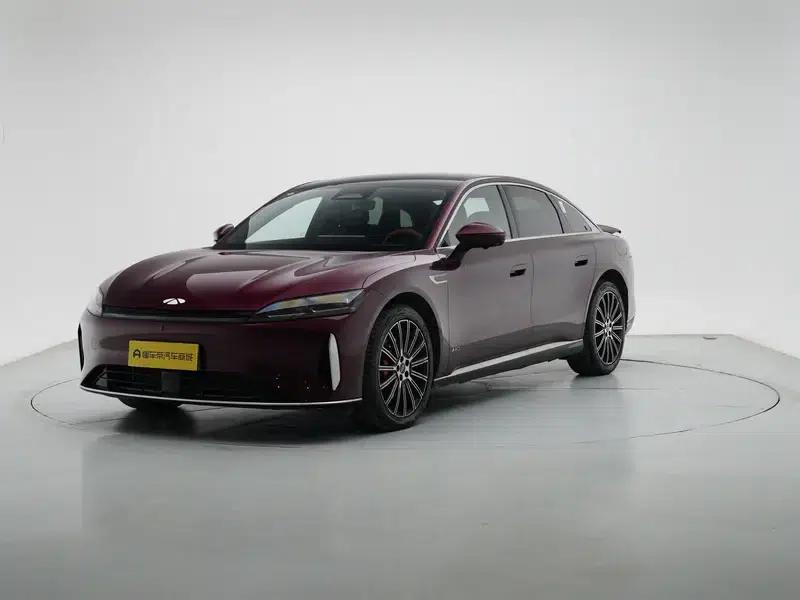 Fengyun A9L 2025 All-Wheel Drive High-Performance Peak Edition — миниатюра 1
