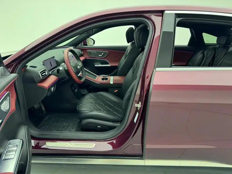 Fengyun A9L 2025 All-Wheel Drive High-Performance Peak Edition — миниатюра 19