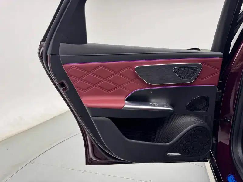 Fengyun A9L 2025 All-Wheel Drive High-Performance Peak Edition — миниатюра 27