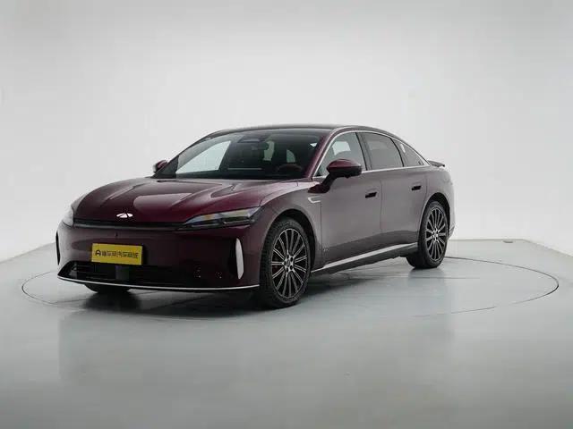 Fengyun A9L 2025 All-Wheel Drive High-Performance Peak Edition