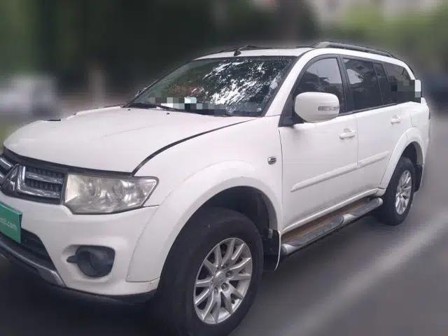 Mitsubishi Pajero Sport 2013 3.0L Automatic Two-Wheel Drive Luxury Edition