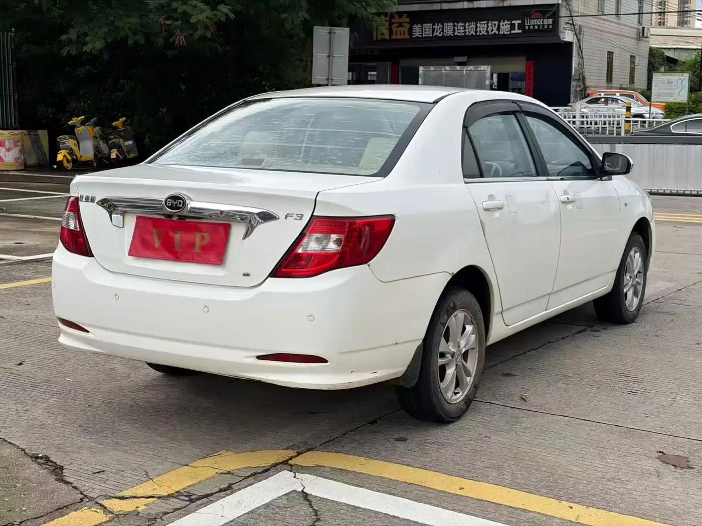 BYD F3 2014 1.5L Automatic Deluxe Edition — миниатюра 8