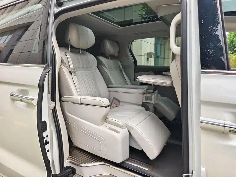 Roewe iMAX8 2023 400TGI Premium Edition — миниатюра 26