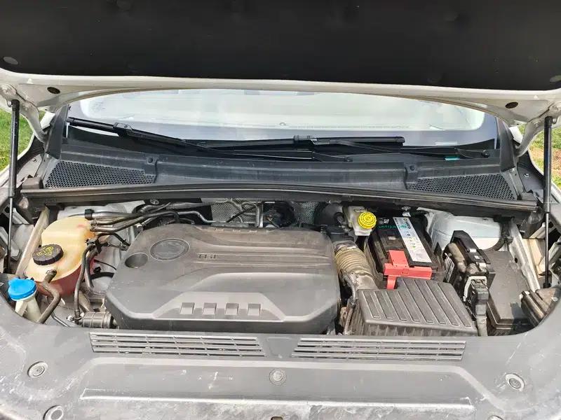 Roewe iMAX8 2023 400TGI Premium Edition — миниатюра 7