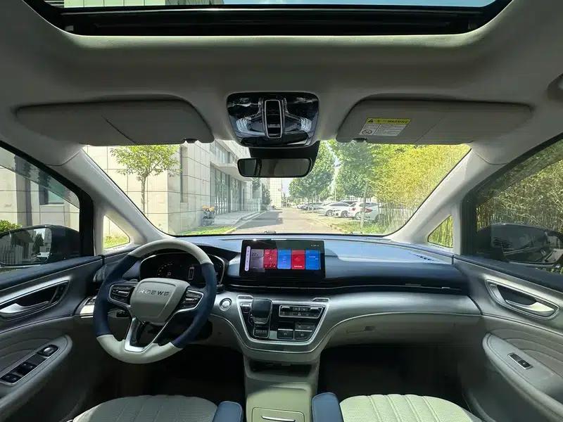 Roewe iMAX8 2021 400TGI Supreme Series Premium Edition — миниатюра 14
