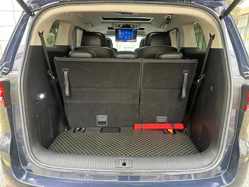 Roewe iMAX8 2021 400TGI Supreme Series Premium Edition — миниатюра 21