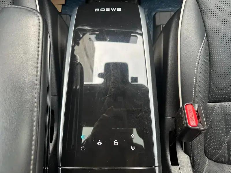Roewe iMAX8 2021 400TGI Supreme Series Premium Edition — миниатюра 23