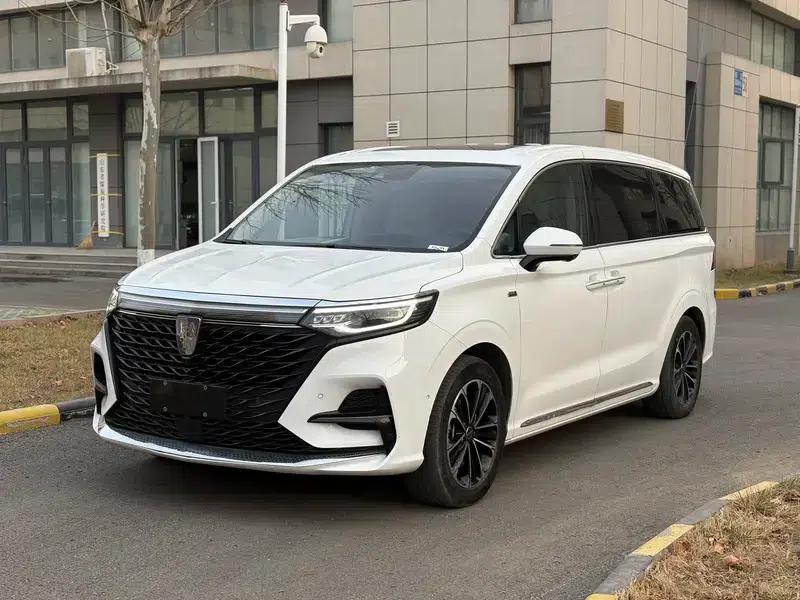 Roewe iMAX8 2021 400TGI Supreme Series Edition — миниатюра 1