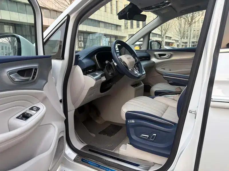 Roewe iMAX8 2021 400TGI Supreme Series Edition — миниатюра 22