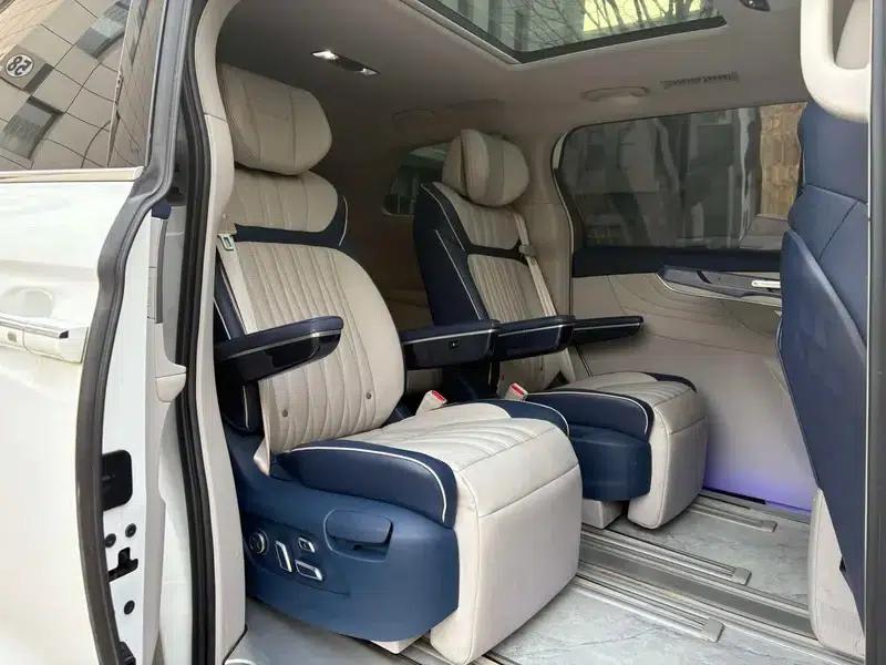 Roewe iMAX8 2021 400TGI Supreme Series Edition — миниатюра 24