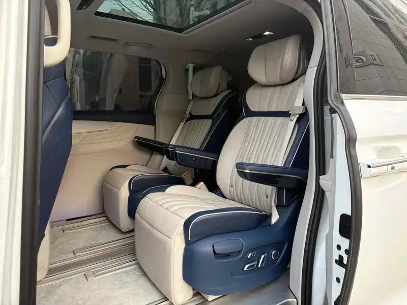 Roewe iMAX8 2021 400TGI Supreme Series Edition — миниатюра 26