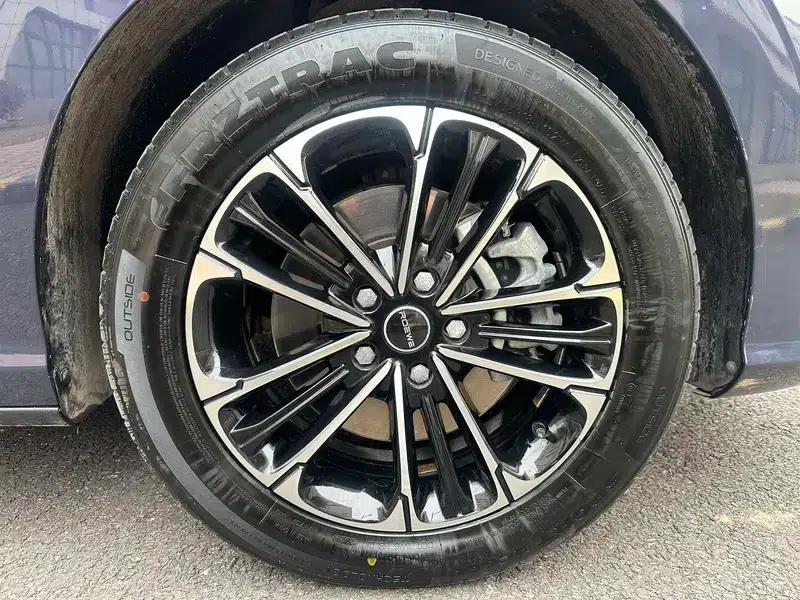 Roewe iMAX8 2022 400TGI Joyful Edition — миниатюра 7