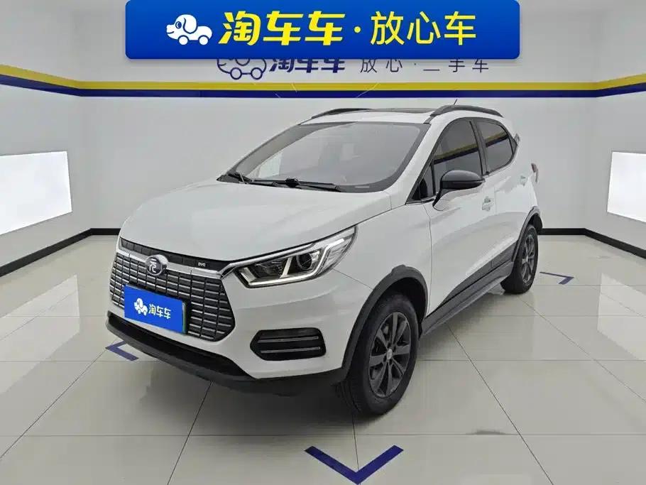 Yuan New Energy 2018 EV360 Smart Connected Cool Edition — миниатюра 1
