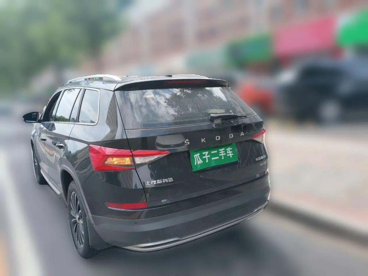 Skoda Kodiaq 2019 Facelifted TSI330 5-Seater Two-Wheel-Drive Luxury Enjoyment Edition China V Emission Standard — миниатюра 4