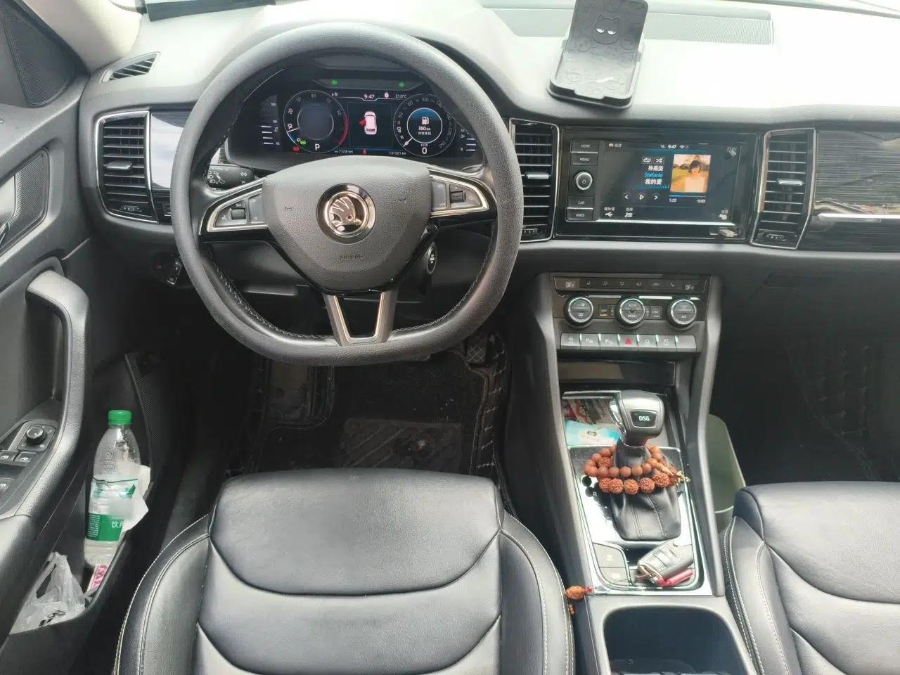 Skoda Kodiaq 2019 Facelifted TSI330 5-Seater Two-Wheel-Drive Luxury Enjoyment Edition China V Emission Standard — миниатюра 10